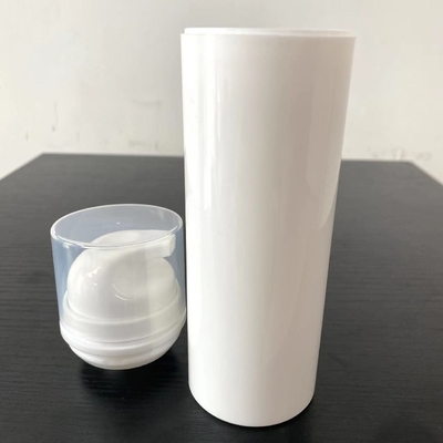 150ml PP Comsetic مضخة بلا هواء زجاجة Snap On زجاجة بلا هواء لون مخصص